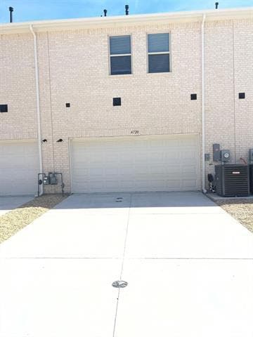 Building Photo - 4720 Corriente Vista Ln