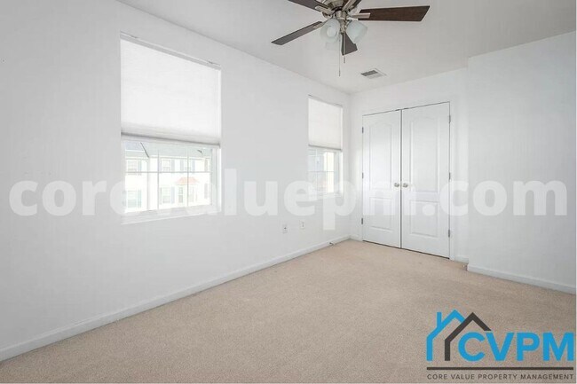 Building Photo - 6838 Warfield St