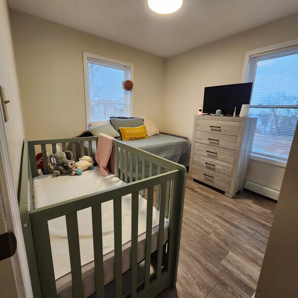 BEDROOM #1 - 70 Naugatuck St