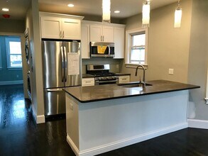 Building Photo - 91 Grant St