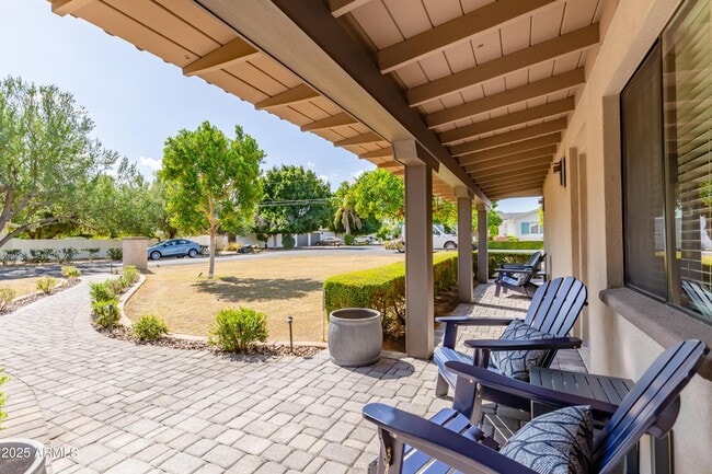 Building Photo - 6924 E Mariposa Dr