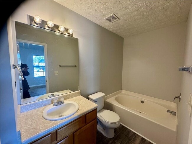 Building Photo - 5663 Windfall Ln