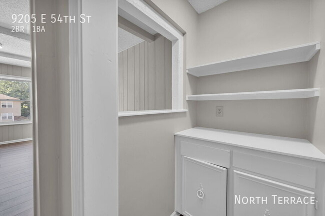 Building Photo - ? Totally Renovated 2BR in Raytown with In...