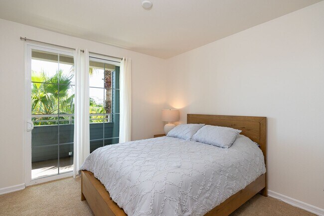 Building Photo - 3 Bedroom + 2 Bathroom Condo | Seabridge | Oxnard | Unfurnished