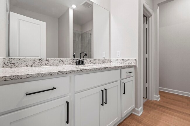 Building Photo - 21520 Bluebonnet Bay Dr