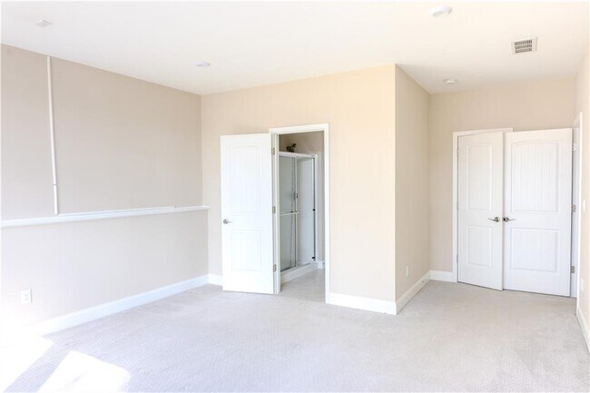 Building Photo - 8040 Scenic Ridge Wy