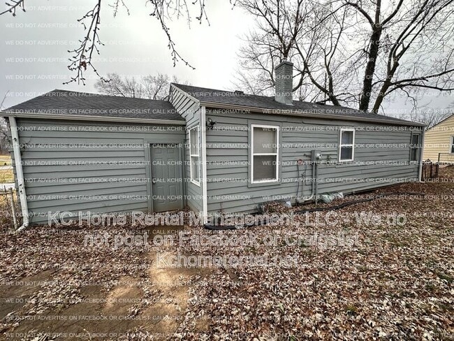 Building Photo - 3416 S Overton Ave