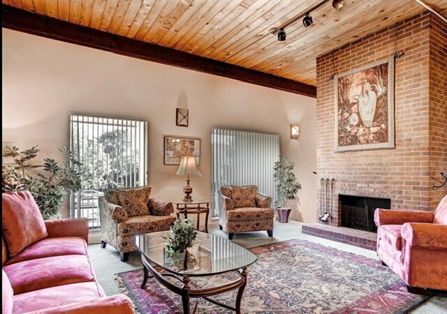 Building Photo - 6980 E Girard Ave