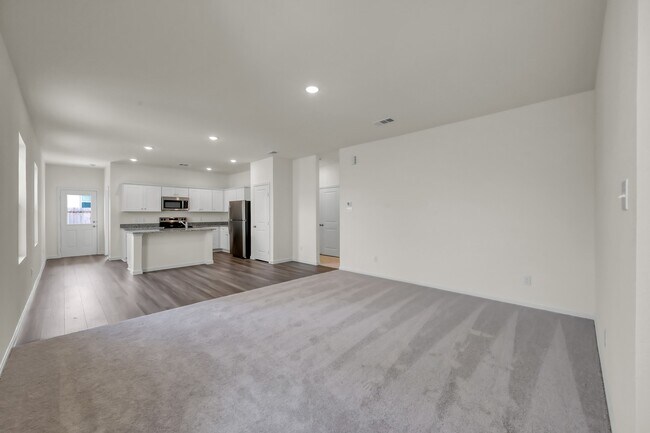 Building Photo - 15009 Ronan Dr