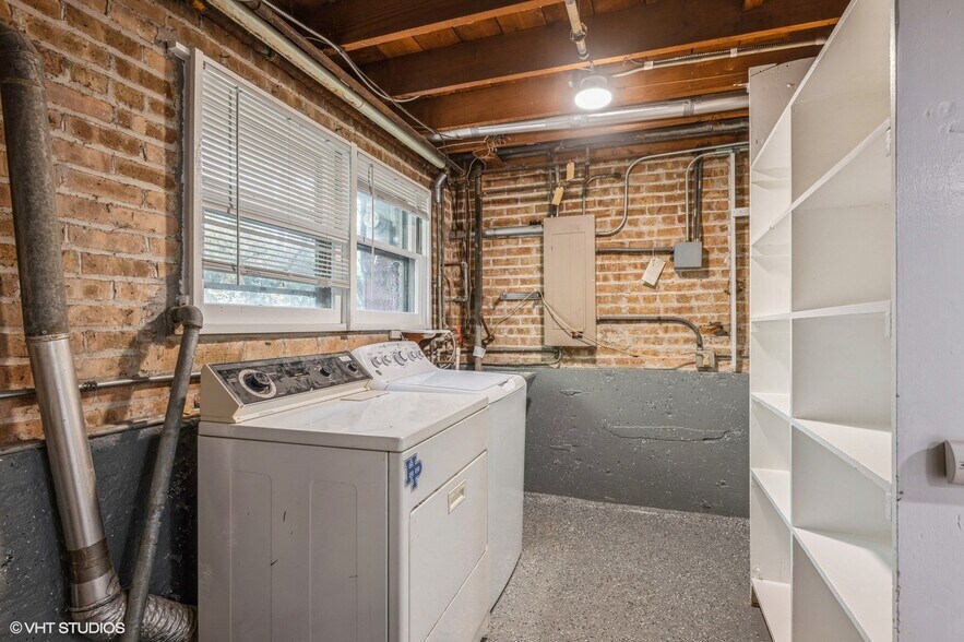 Building Photo - 1317 Ferndale Ave