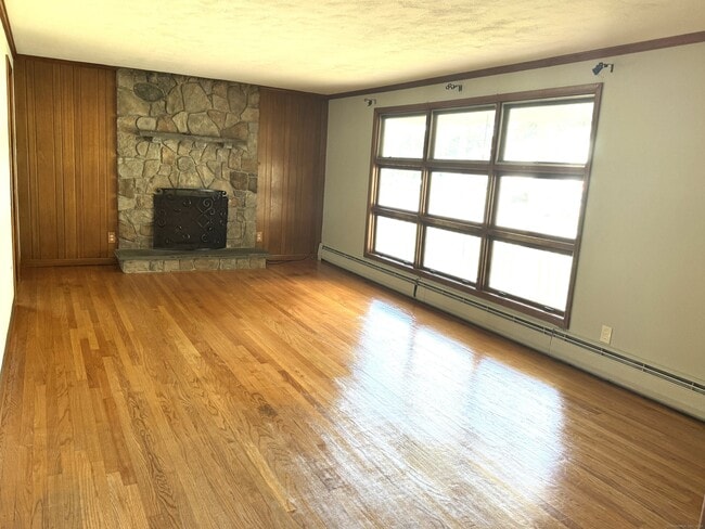 Building Photo - 6 Lydall St