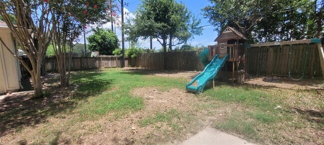 Building Photo - 2514 Deer Valley Dr