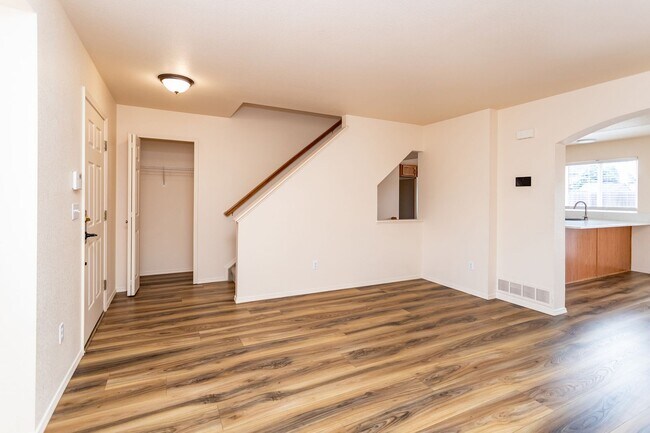Building Photo - 4815 Tory Ridge Dr