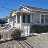 Building Photo - Convenient 1bd/1ba Livermore Duplex w laundry