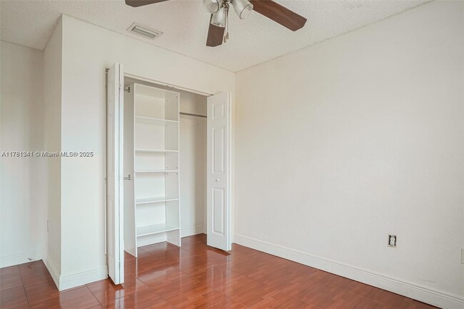 Building Photo - 11605 SW 147th Ave