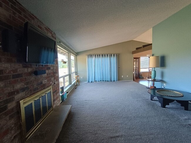 Building Photo - Elegant Home with Captivating Sound Views