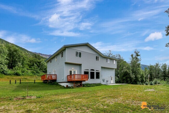Building Photo - Eagle River Valley Oasis