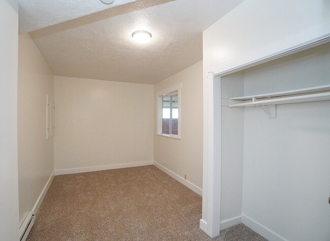 Building Photo - 2389 W Boise Ave