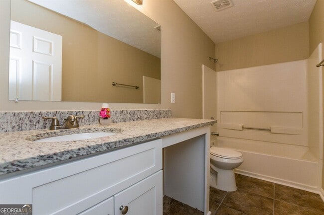 Building Photo - 133 Carolinas Way