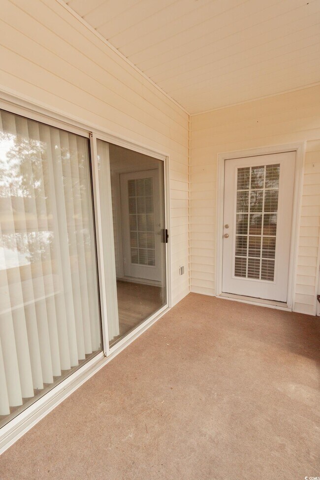 Building Photo - 211 Connemara Dr