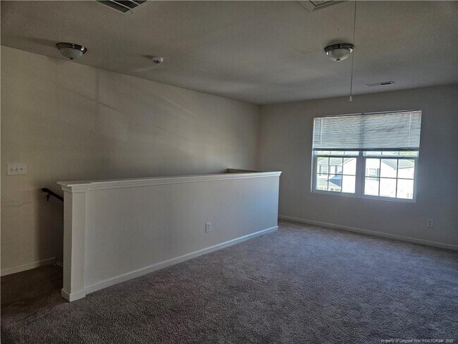 Building Photo - 429 Holman St