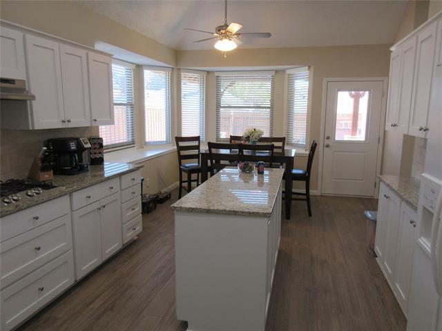 Building Photo - 713 Victorian Dr