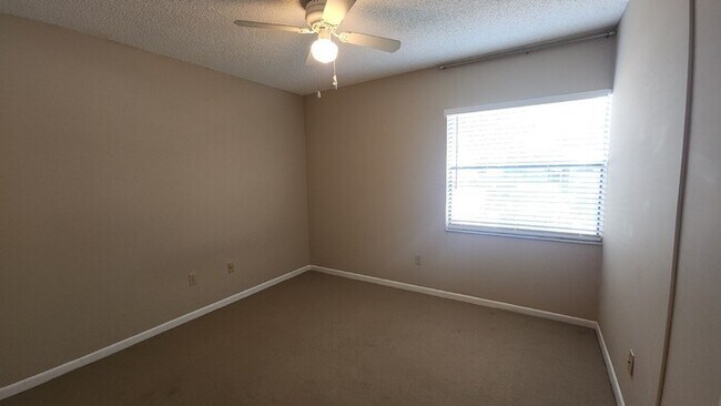 Building Photo - Conquistador 2 Bed 2 Bath - Just steps from the pool!