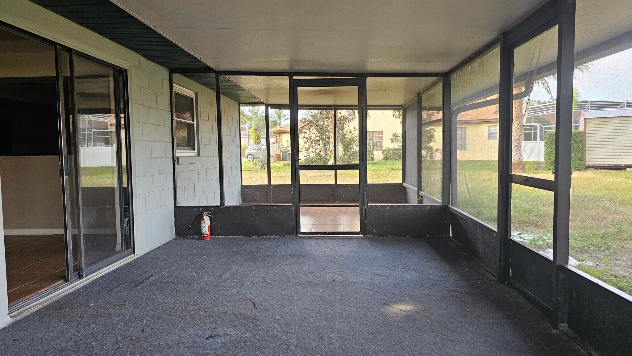 Building Photo - 1371 Melshire Ave