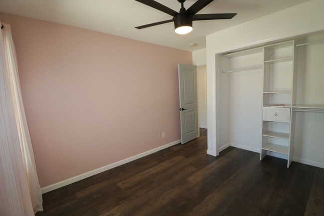 Building Photo - Beautiful 3/bedroom home in Canyon Country !