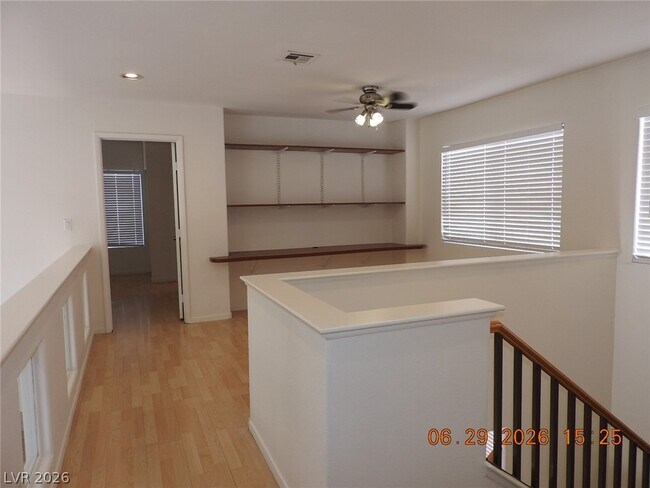 Building Photo - 742 Endicott Ct