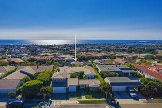 Building Photo - 3415 Seabreeze Ln