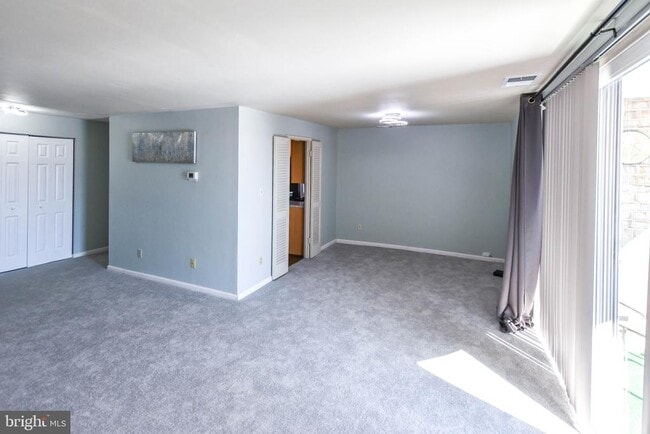 Building Photo - 3319 Huntley Sq Dr