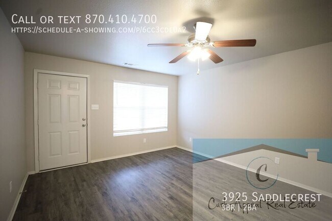 Building Photo - Move in special $700!! Beautiful 3 bed / 2...