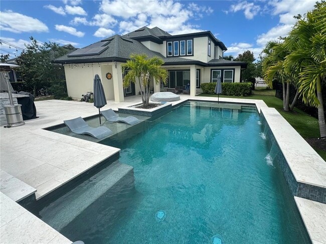 Building Photo - 13153 Lessing Ave