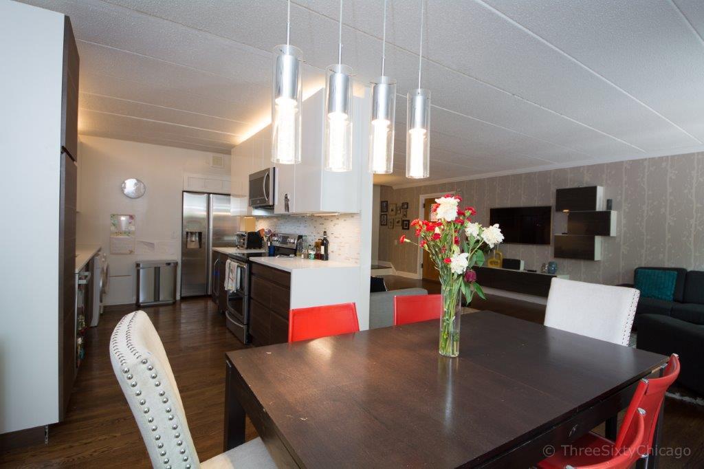 Building Photo - 1153 S Plymouth Ct