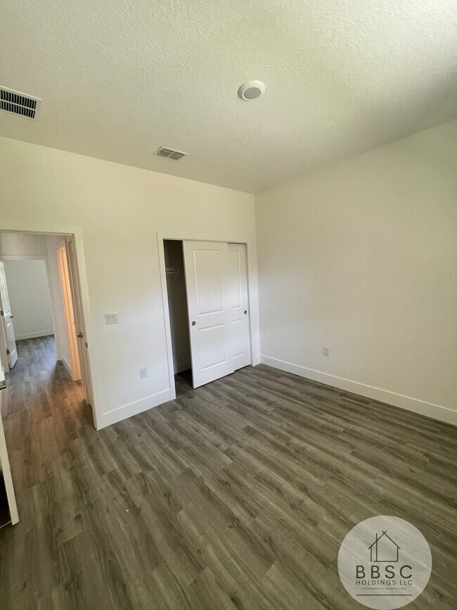 Building Photo - 4534 Amari Rd