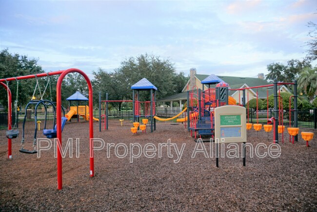Building Photo - 13156 Social Ln