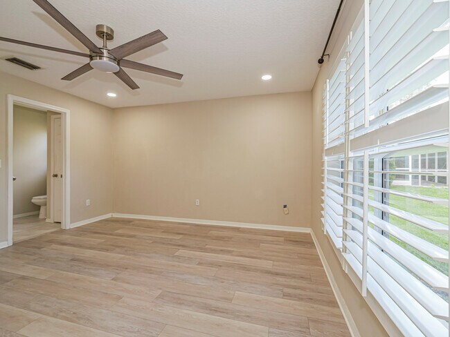 Building Photo - 105 Briarcliff Cir