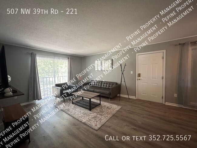 Building Photo - 507 NW 39th Rd