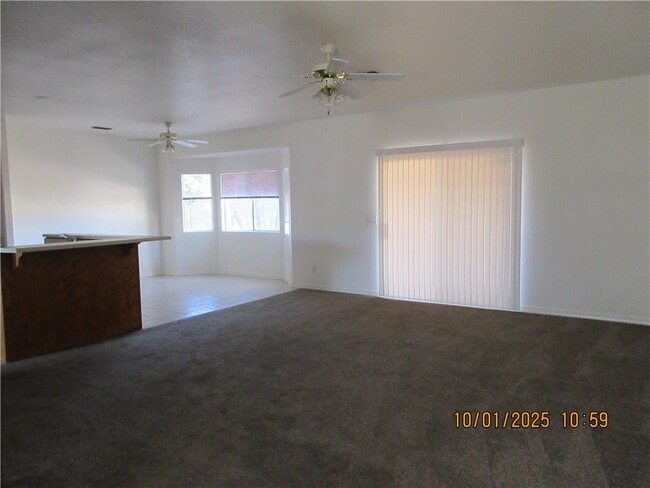 Building Photo - 2301 Graystone Dr