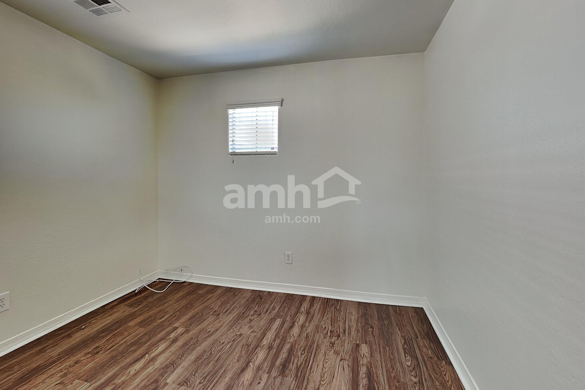 Building Photo - 17403 W Langer Ln