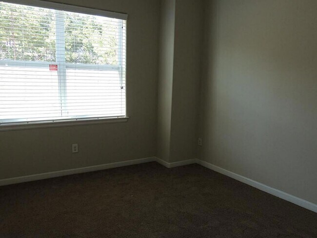 Building Photo - 103 Kendrick Pines Blvd