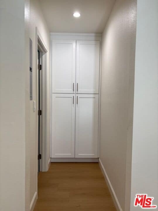 Building Photo - 9736 Tujunga Canyon Pl