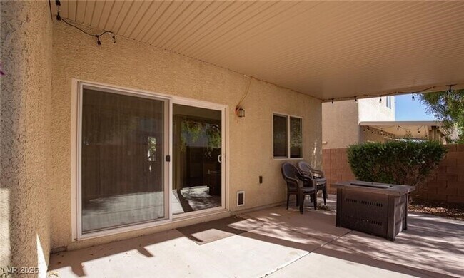 Building Photo - 10647 Bandera Mountain Ln