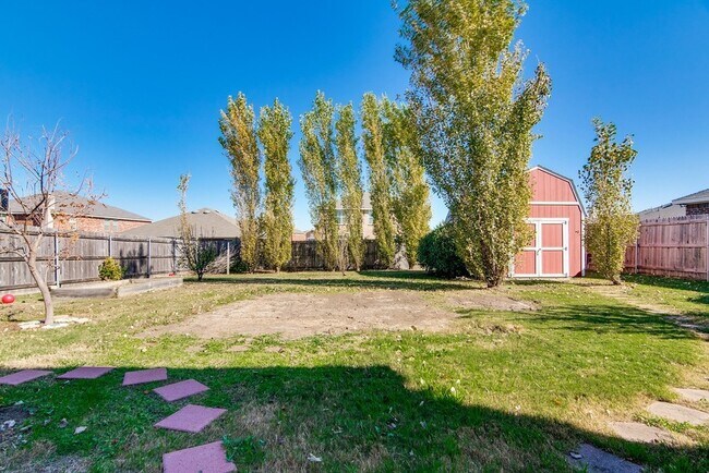 Building Photo - 8211 Leaning Oak Ct