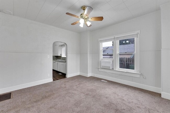 Building Photo - 1517 W Nora Ave