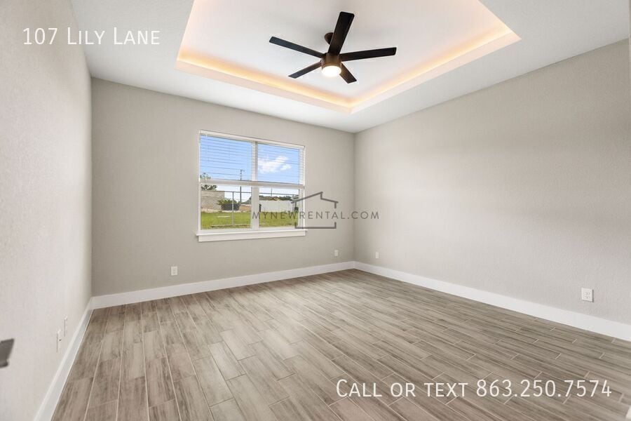 Building Photo - 107 Lily Ln