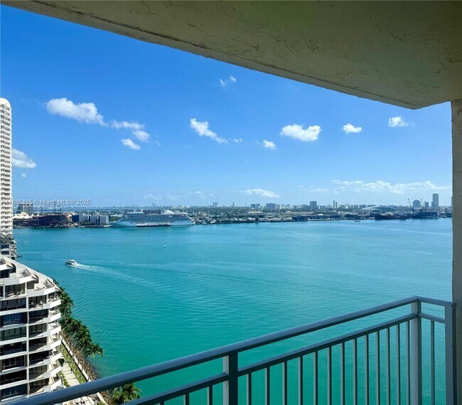 Primary Photo - 770 Claughton Island Dr