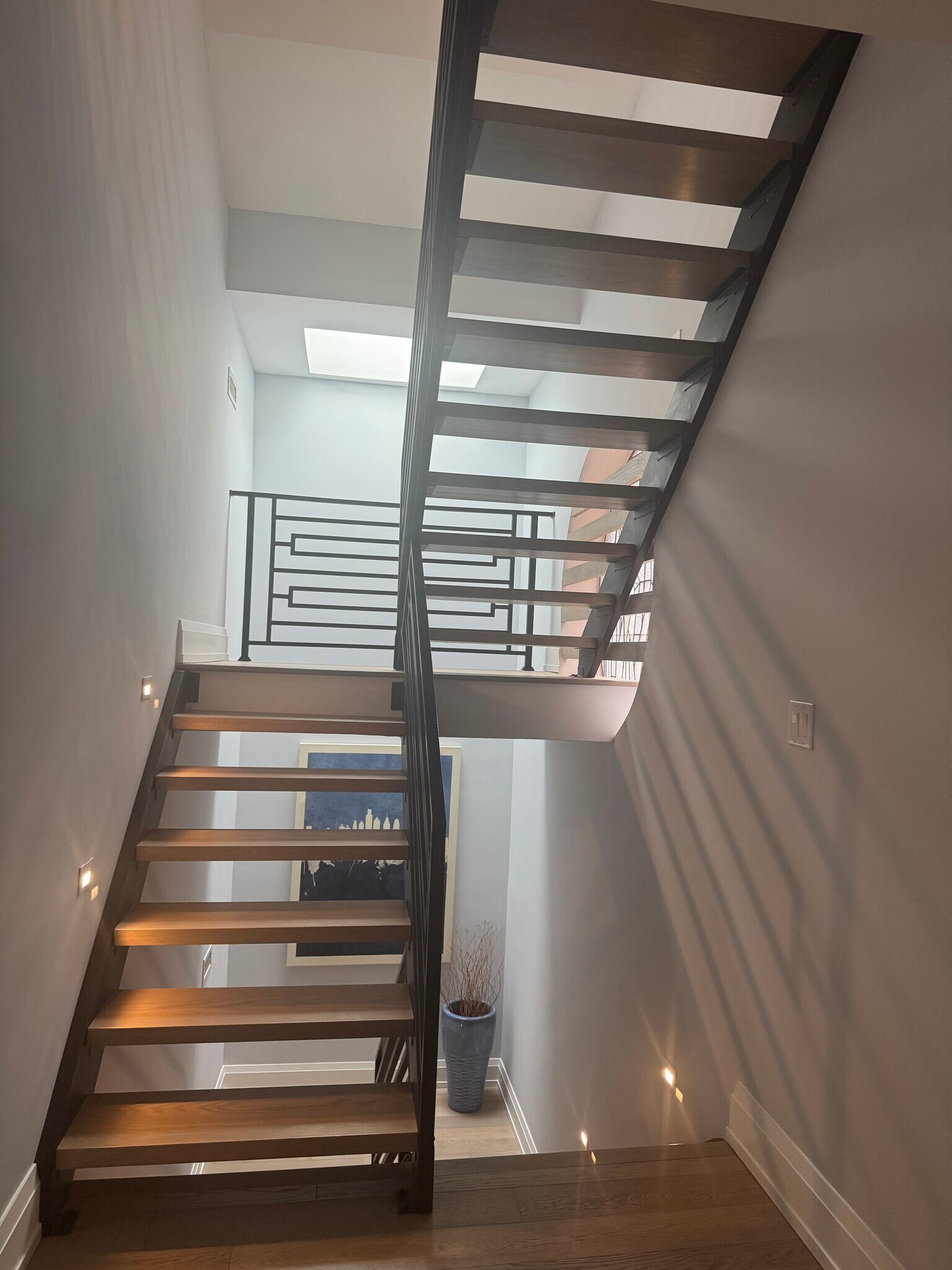 Building Photo - 230 S 3rd St