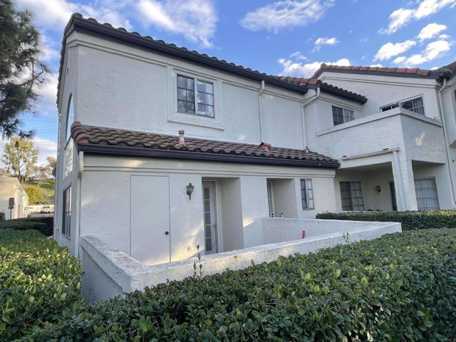 Primary Photo - 740 Eastshore Terrace